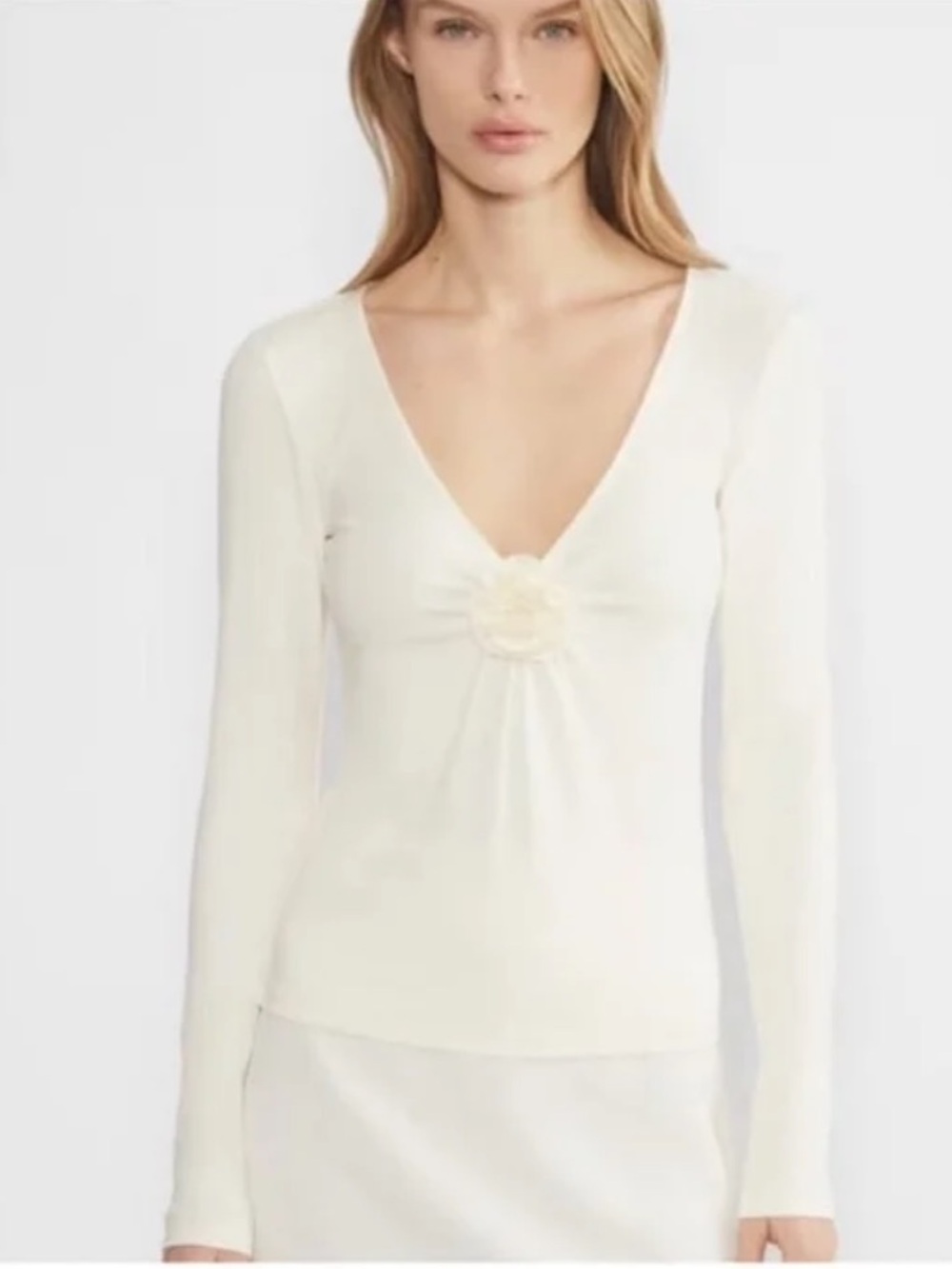 Wilfred Aritzia Bloom Light Birch Blouse. Size Medium.